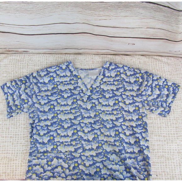 Maryland Scrubs Aurora Size M Moon and Stars Scrub Top - Picture 4 of 5